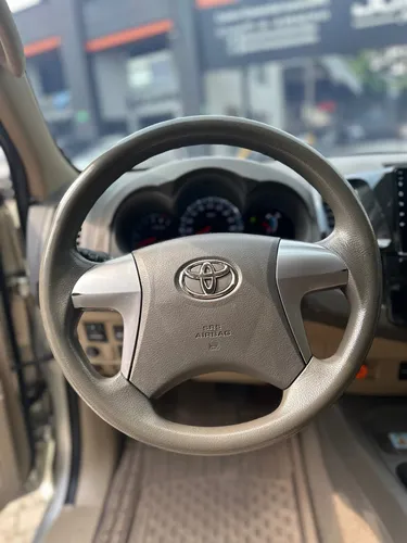 Toyota Fortuner 2.7l 4x2
