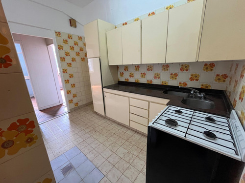 Venta Caballito Departamento 4 Ambientes Frente
