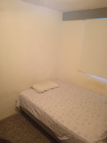 Imagen 3 de 9 de Apartamento En Urb. 27 De Febrero Menca Bloque 45 Guarenas