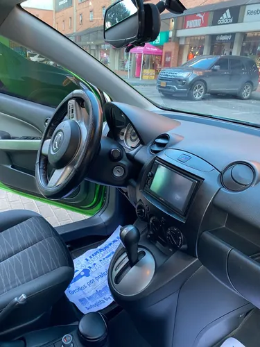 Mazda 2 Aa