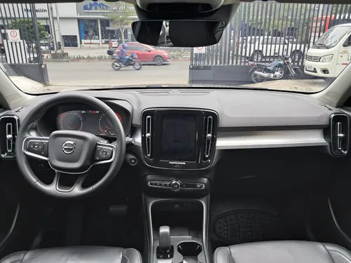 Volvo XC40 2.0 Momentum