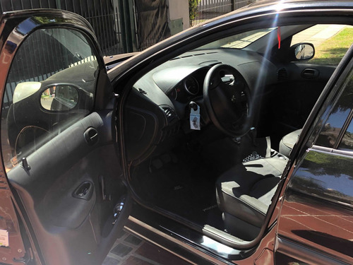 Peugeot 207 1.4 Xr 2009