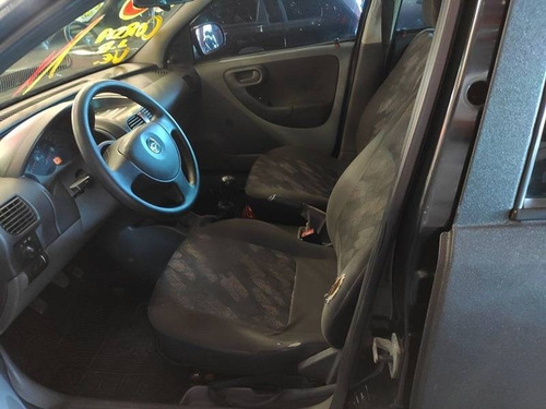 Imagem 8 de 9 de Chevrolet Corsa 1.8 Mpfi Joy 8v Flex 4p Manual