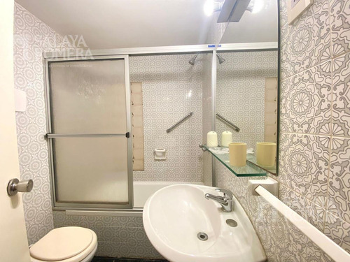 Imagen 10 de 16 de Venta Apartamento Edificio Malecon - 3d Servicio - Playa Mansa Ref:4204000