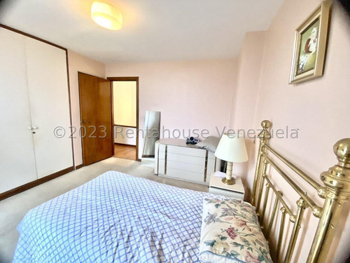 Pent House En Venta, En Santa Rosa De Lima, Mls #24-11868