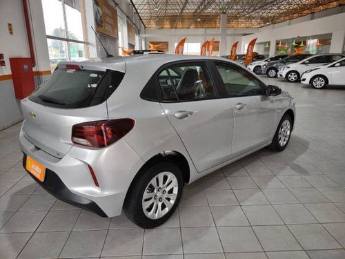 Imagem 7 de 9 de Chevrolet Onix 1.0 Flex Lt Manual