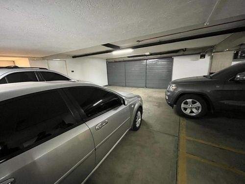 Exclusivo Y Exquisito Apartamento Duplex En Los Palos Grandes Cerca Cota Mil