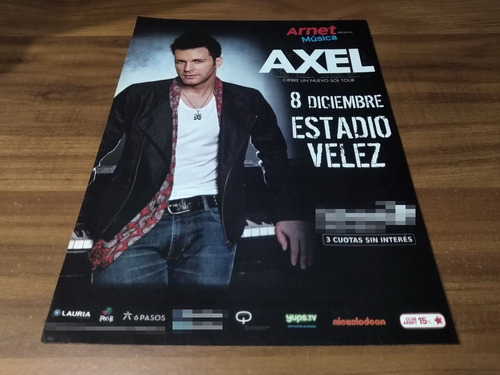 (pc571) Publicidad Axel * Estadio Velez * 2012