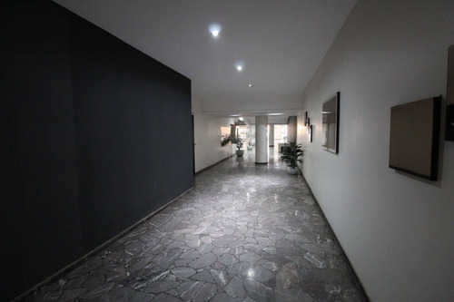 Imagen 2 de 12 de Departamento 2 Ambientes Con Cochera Escucha Oferta