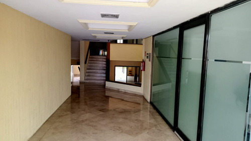 Oficinas En Renta En Veracruz Sobre Boulevard Ruiz Cortines Boca Del Río, Ver.