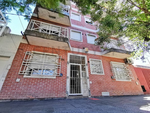 Imagen 2 de 16 de Departamento De 2 Dormitorios En Venta