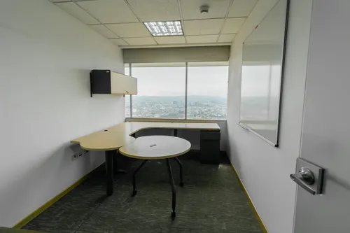 Oficina En Arriendo En Centro Internacional. Cod A1094008
