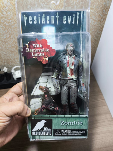 Action Figure Boneco Neca Resident Evil Zombie