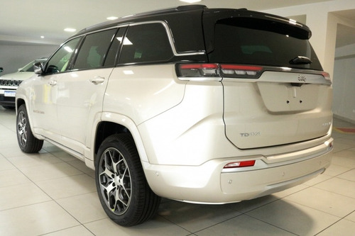 Imagem 11 de 15 de Jeep Commander Overland Td380