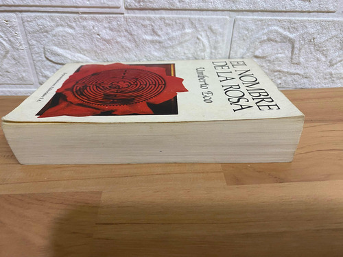 El Nombre De La Rosa/ Umberto Eco (Usado)