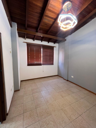 Casa En Venta En Urbanización Villa Ávila, Guatire