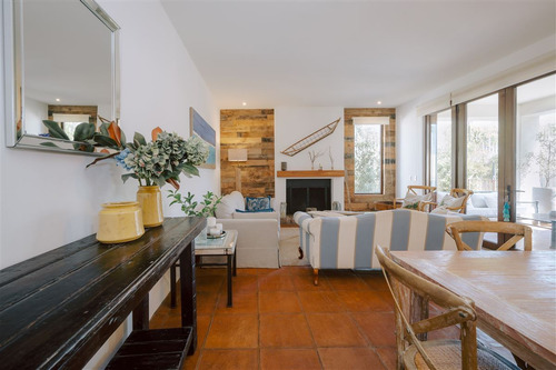 Impecable Y Práctica Casa En Condominio Casa Pueblo Cachagua