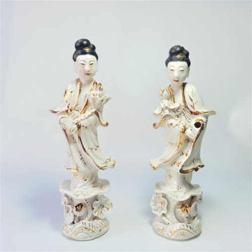 Par De Figuras En Porcelana De La Diosa China Kuan-yin