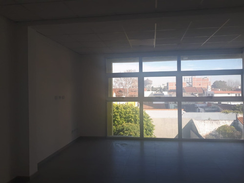 Imagen 14 de 29 de Alquiler Edificio Para Oficinas A Estrenar Quilmes