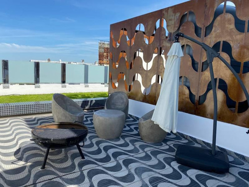 Genial Monoambiente Con Patio Y Balcon En Colegiales.