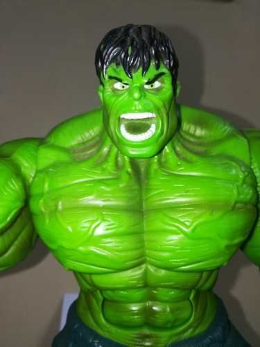 Muñeco Increíble Hulk Con Luz Y Sonido De Pelea !!!