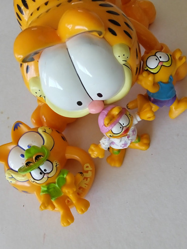 Lote Figuras Garfield