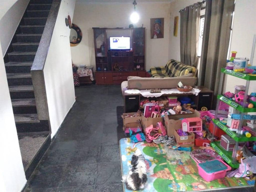 Imagem 7 de 22 de Casa 3 Dorm Sendo Uma Suite Garagem Pra 3 Carros,sala Dois Ambiente 1 Banheiro Social , Com Quintal Oportunidade Unica - Hm2952