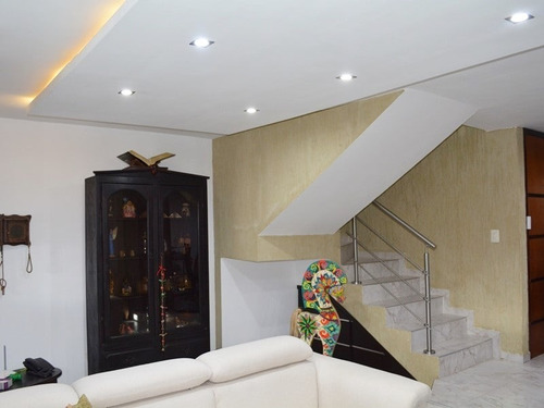 Imagen 11 de 12 de Fernando Guerrero Vende Town House En Villa Rincon I Atth-102