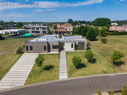 Casa En Pilará, Barrio El Tono | Mallmann Propiedades