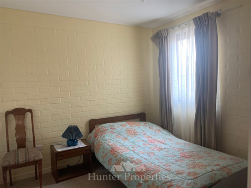 Casa En Venta De 3 Dorm. 2 Baños En El Centro De Pucón
