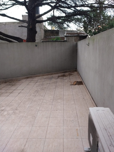 Monoambiente Con Amplio Patio