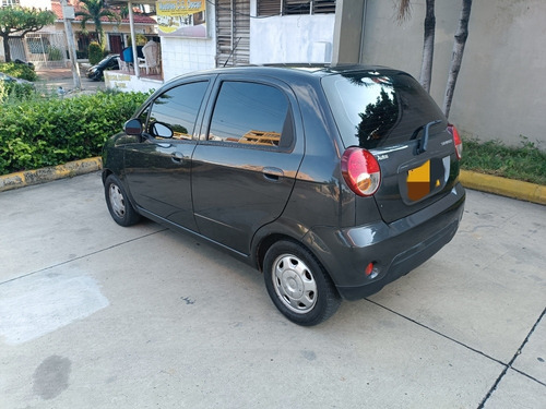 Imagen 3 de 17 de Chevrolet Spark 2018 1.0 Life