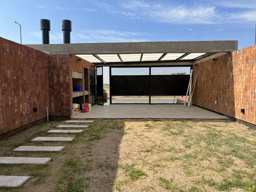Casa En Venta 3 Dormitorios En Docta - Barrio Cerrado - No Es Apto Bancor