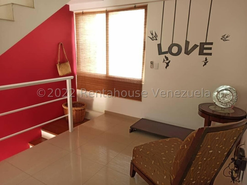 Imagen 10 de 12 de Precioso Townhouse En Dumar Country Club Isla De Margarita