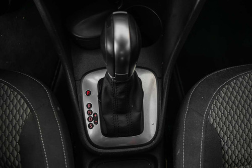 Imagen 10 de 14 de Volkswagen Vento Comfortline Plus L4 1.6l Abs Ba Ac Tip 2020