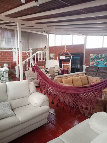 Best House Vende Bella Casa En Llano Alto