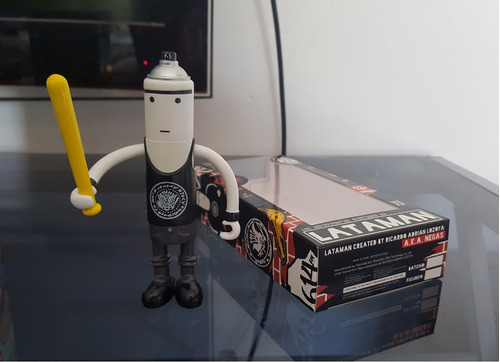 Imagen 2 de 4 de Figura De Accion Punk Lataman De Canal Oficial Youtube Negas