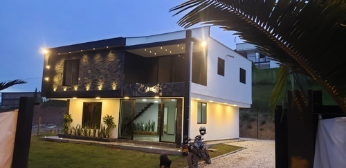 Imagen 7 de 18 de Casa Finca Nueva En El Camren 800 Mts De Lote 700 Millones
