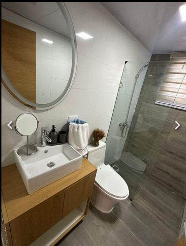 Proyecto De Apartamentos Con Piscina Autopista San Isidro Sd