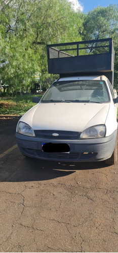 Ford Courier 1.6 L Flex 2p