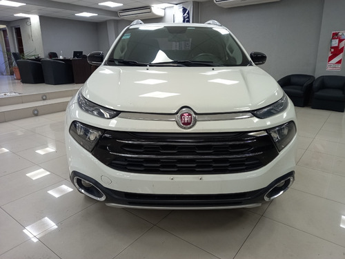 Imagen 8 de 15 de Fiat Toro Volcano At9 Linea Nueva 2018