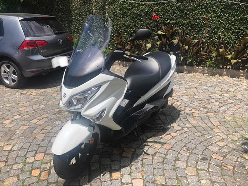 Imagen 2 de 10 de Scooter Suzuki Burgman 200