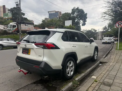 Toyota RAV4 2.0 Xle 4X2 Cvt