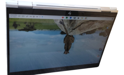 Laptop Hp Touch X360 1030 G3 Intel Core I5-8250u/8/512 Plateado (Reacondicionado)