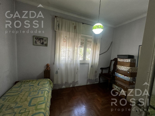 Casa En Venta En Adrogue