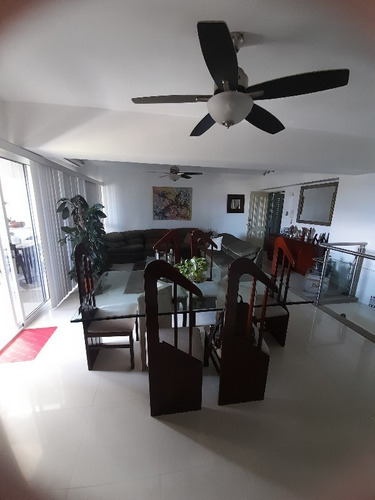 Imagen 4 de 30 de Angela Betancourt Vende, Bello Y Moderno Penthouse En Mañongo Foa-2394 04125067379 04244900499