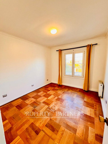 Hermosa Casa En Exclusivo Barrio, Se Arrienda En Ñ...