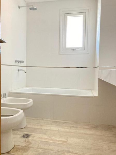 Imagen 8 de 16 de Departamento En Venta 2 Dormitorios En Barrio Norte - Balcarce Al 600 (a Estrenar)