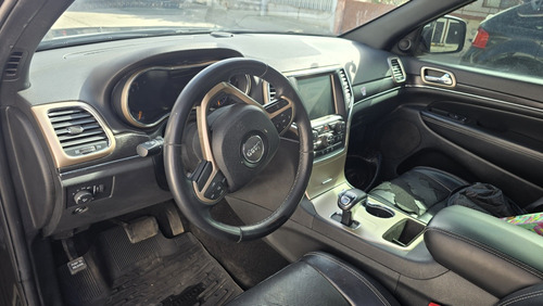 Jeep Grand Cherokee 3.6 Limited Lujo V6 4x2 At