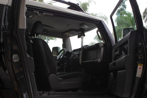 Imagen 7 de 15 de Toyota Fj Crusier Premium 2010 Cambio